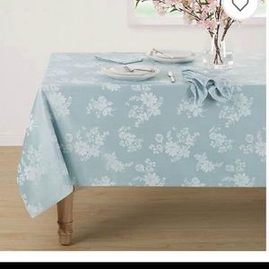 Spring Jubilee Damask tablecloth